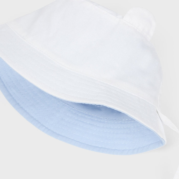 Closer look at the Mayoral  reversible bucket hat.