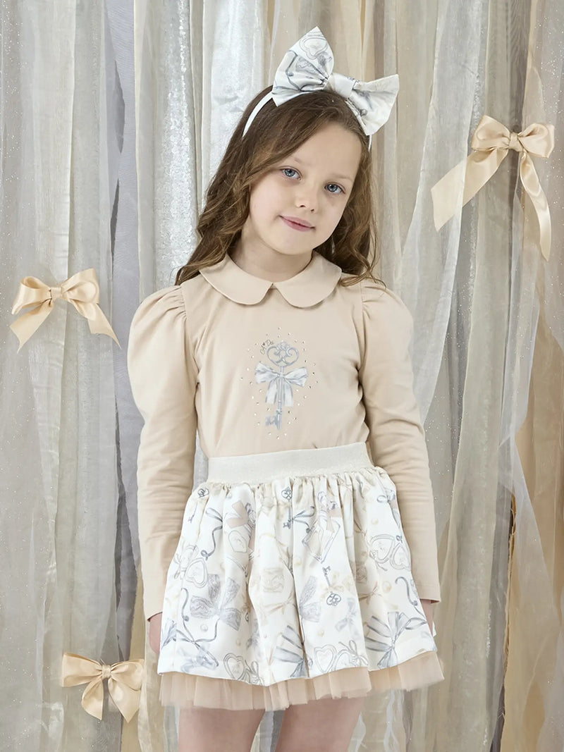 Closer look at the A Dee brie skirt set.