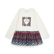 A Dee girl's snow white tunic.