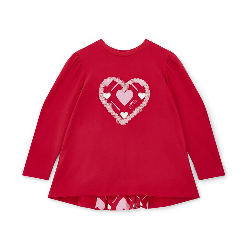 Girl's bright red top.