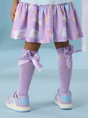 A Dee sandra knee socks with lilac ribbon bows on the side.