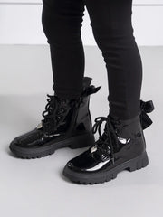 A Dee black selene boots, modelled by girl.