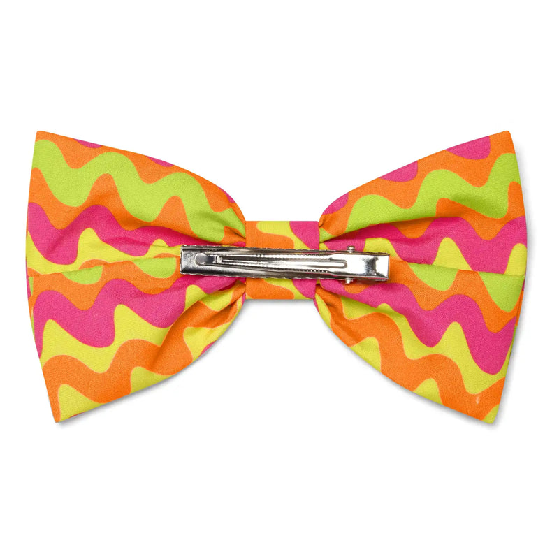 Back of the A Dee girl's tasha hair bow.