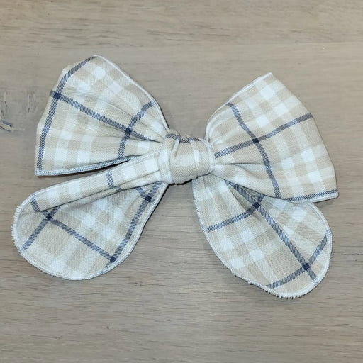 Basmarti girl's eros hair bow - ic26.04.