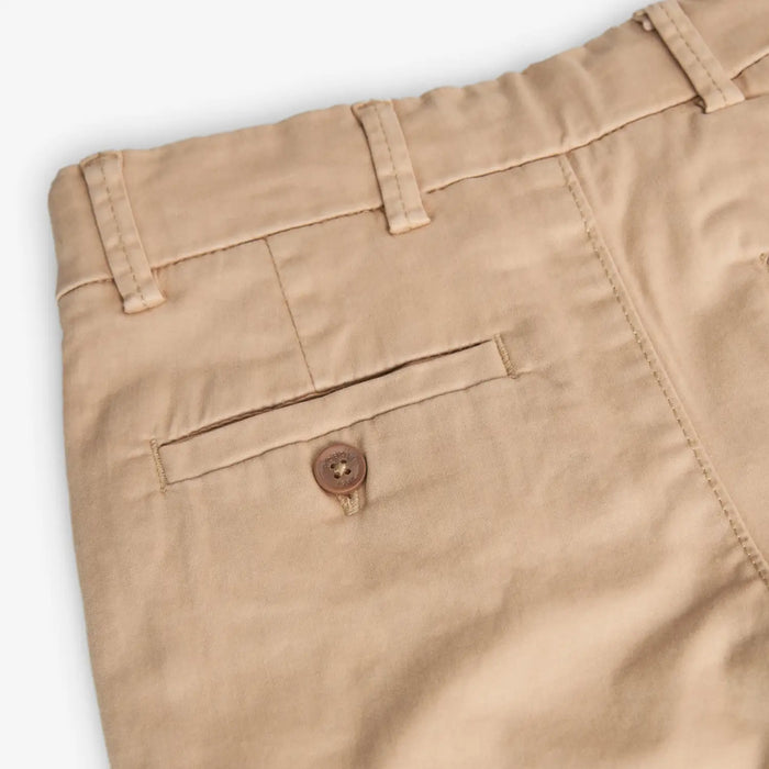 Closer view of the Boboli chinos.