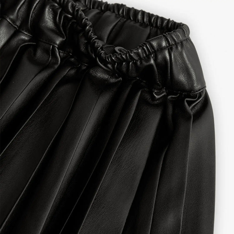 Closer view of the Boboli faux leather skirt.
