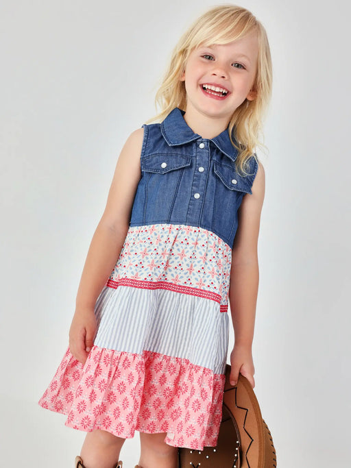 Girl modelling the Boboli sleeveless dress.