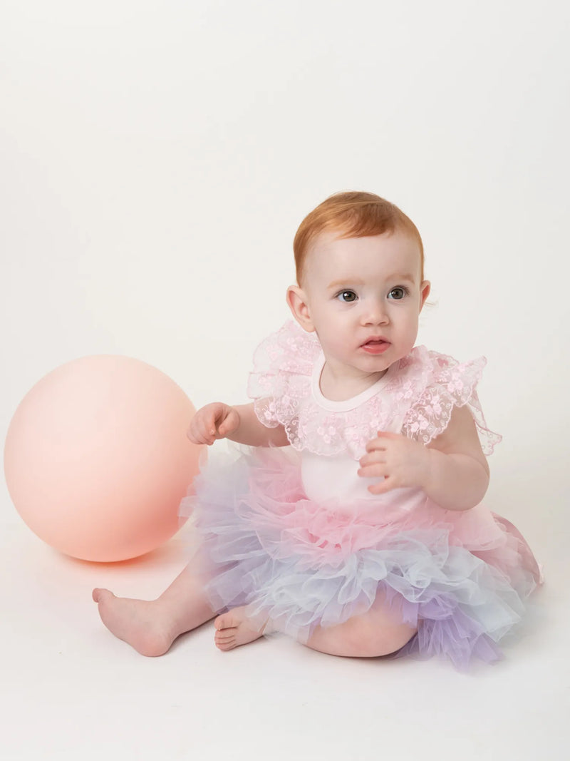Closer view of the Caramelo rainbow tutu skirt.