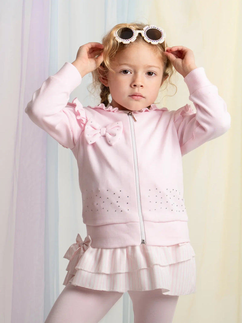 Closer view of the Caramelo zip up top.