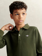 Closer look at the GANT long sleeve polo shirt.