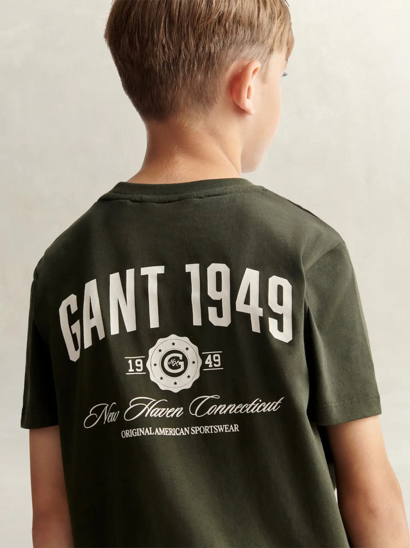 Closer look at the GANT new haven t-shirt.