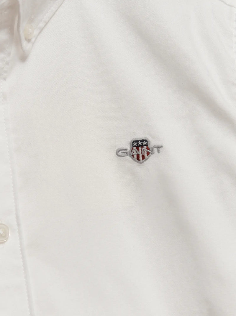Closer look at the GANT oxford shirt.