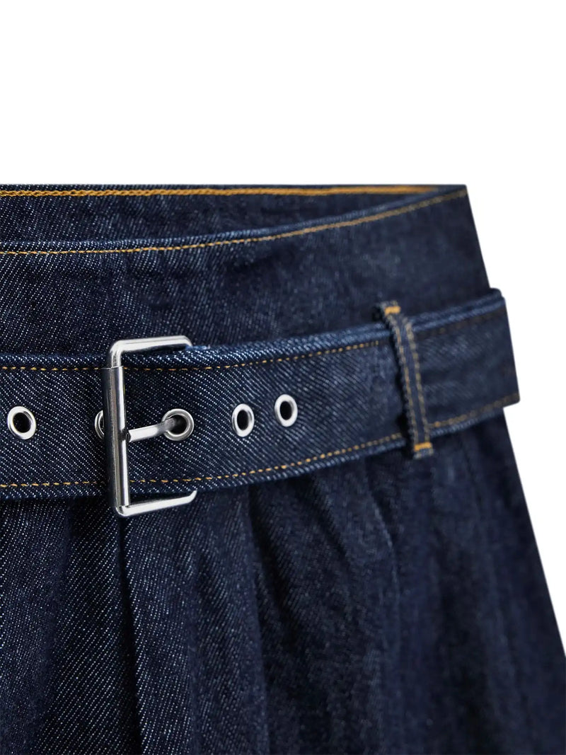Guess denim skirt with matching denim belt.