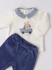 Closer view of the iDo bunny leg warmer set.