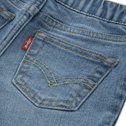 Closer look at the Levi's denim shorts.