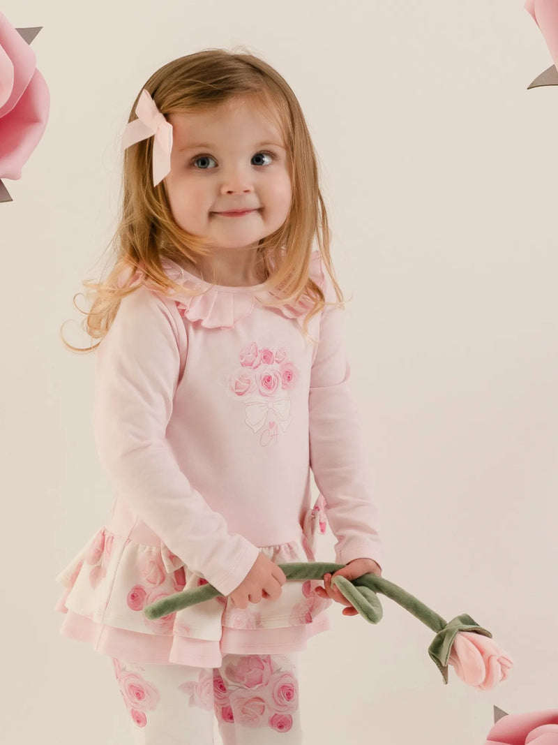Closer view of the Little A daisy leggings set.