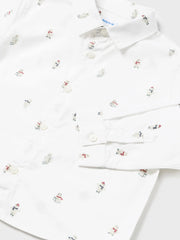 Closer look at the Mayoral bear print shirt.