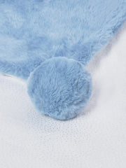 Mayoral faux fur blanket with faux fur bobbles.