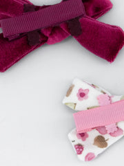 Closer look at the Mayoral hair bows.