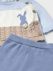 Mayoral knitted set with buttons on the side.