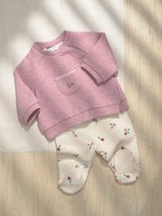 Closer view of the Mayoral leg warmer set.