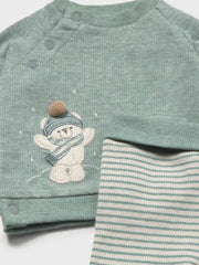 Closer look at the Mayoral knitted leg warmer set.