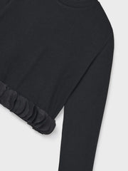 Closer view of the Mayoral petal top.