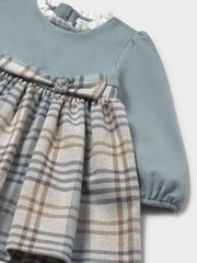 Closer look at the Mayoral plaid dress.