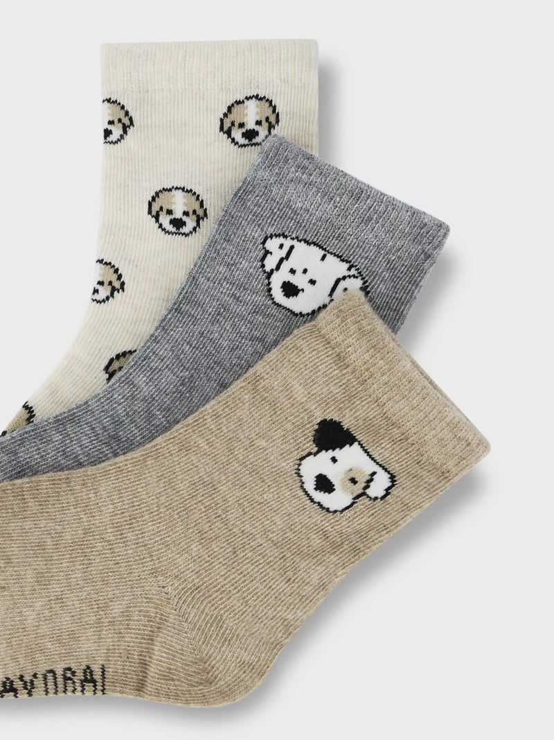 Closer look at the Mayoral puppy pattern socks.