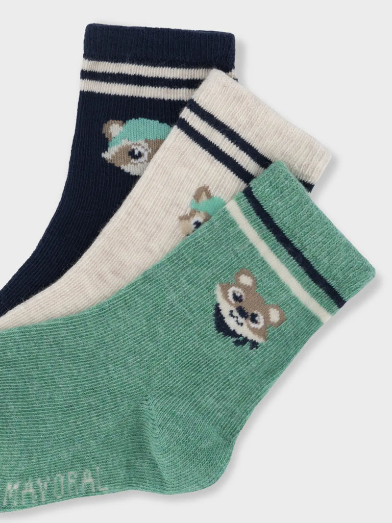 Closer look at the Mayoral striped socks set.