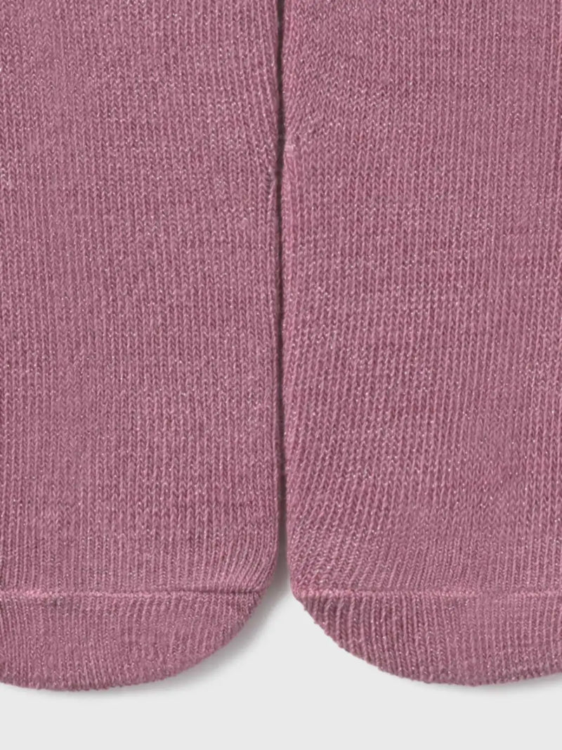 Closer view of the Mayoral tights.