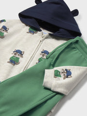 Closer look at the Mayoral tracksuit.