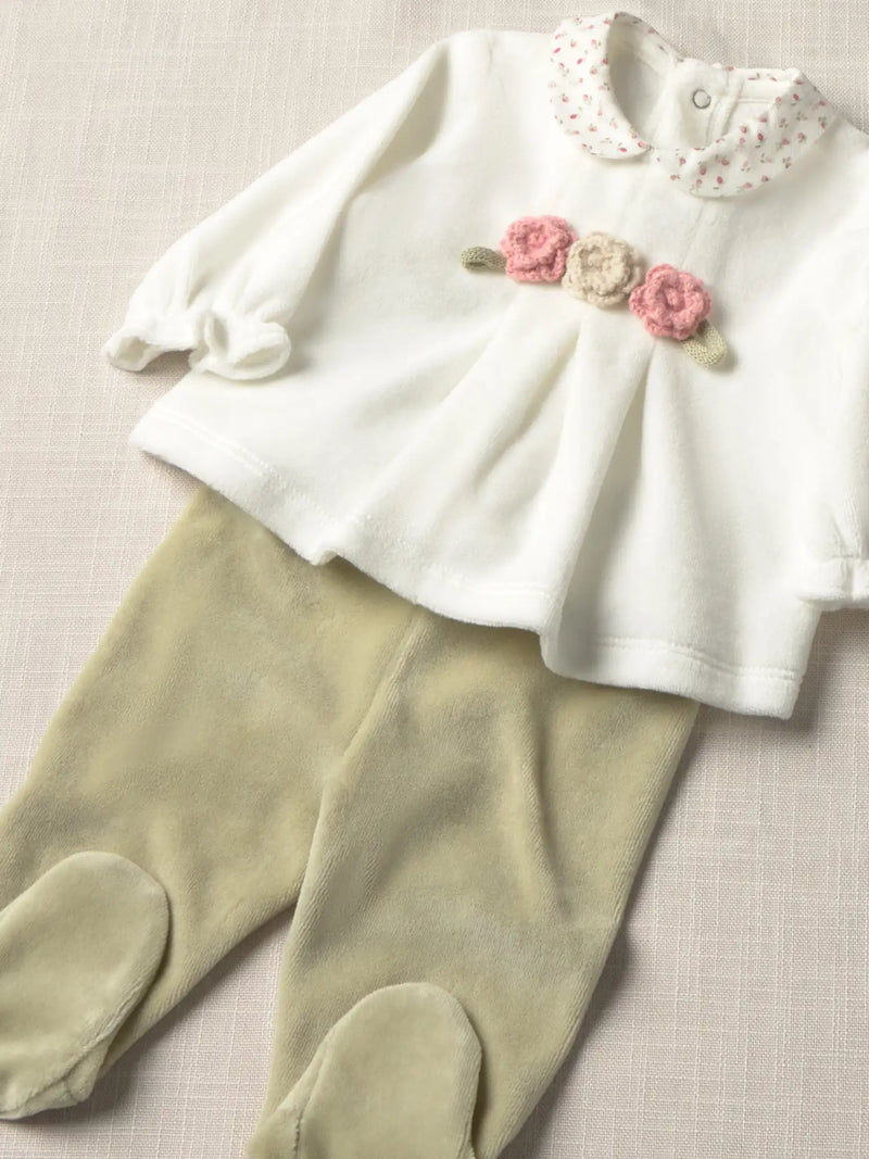 Closer look at the Mayoral velour leg warmer set.