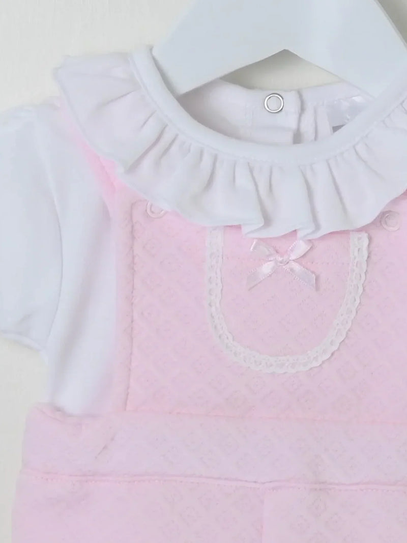 Closer view of the Pex jolie dungarees.