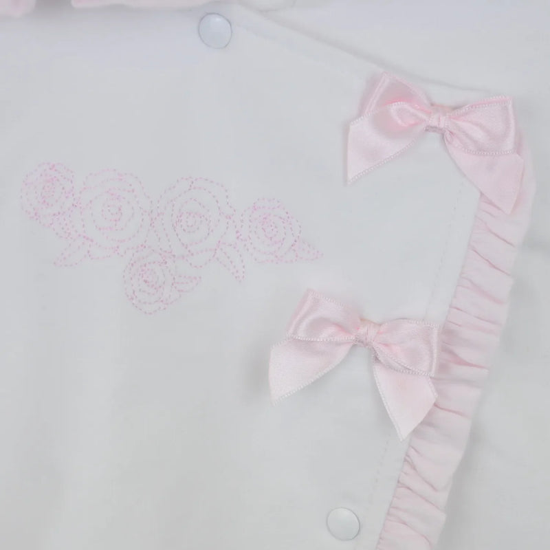 Closer view of the Pex rosa jacket.