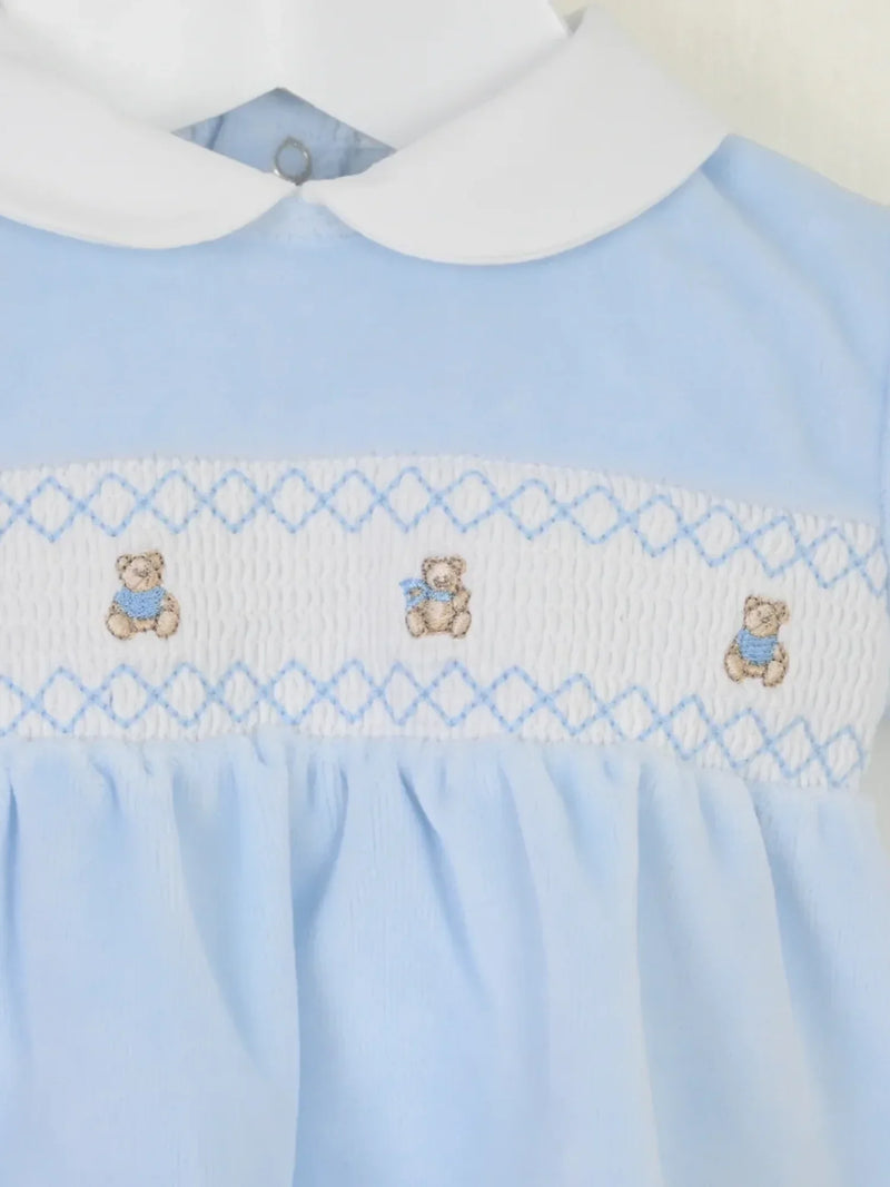 Closer look at the Pex teddy leg warmer set.