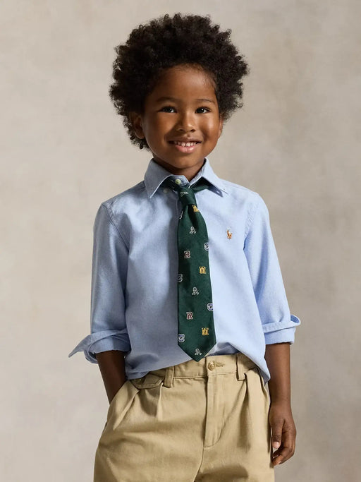 Closer view of the Ralph Lauren oxford shirt.