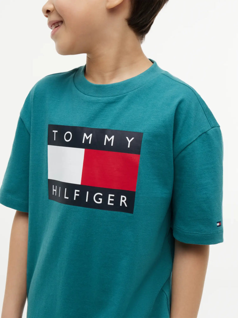 Closer look at the Tommy Hilfiger heritage flag t-shirt showing detail of the flag logo on the chest.