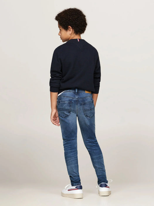 Back view of the Tommy Hilfiger scanton y jeans.