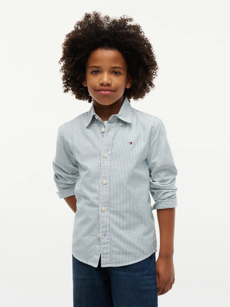 Closer look at the Tommy Hilfiger striped oxford shirt.