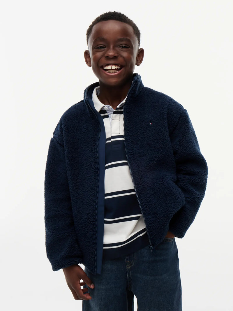 Closer look at the Tommy Hilfiger polar fleece.