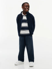 Boy wearing the Tommy Hilfiger polar fleece.