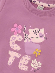 Closer view of the Tuc Tuc mauve sweatshirt.