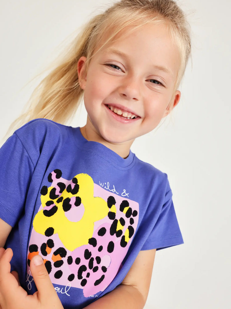 Closer view of the Tuc Tuc painted leggings set.