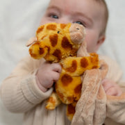 Closer view of the Ziggle giraffe comforter.