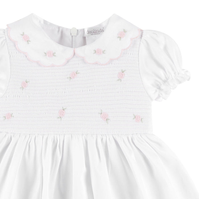 Closer look at the Deolinda white smocked dress.