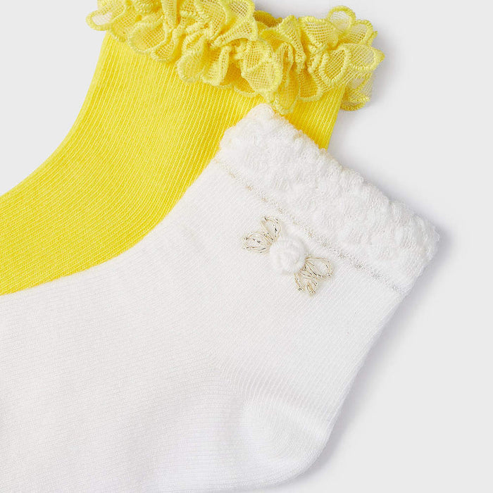 Closer look at the Mayoral yellow and white frilled socks.