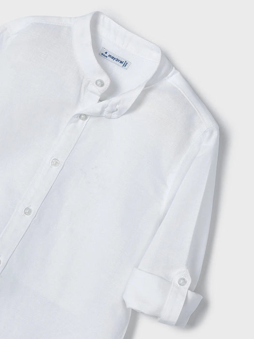 Closer view of the Mayoral linen shirt.