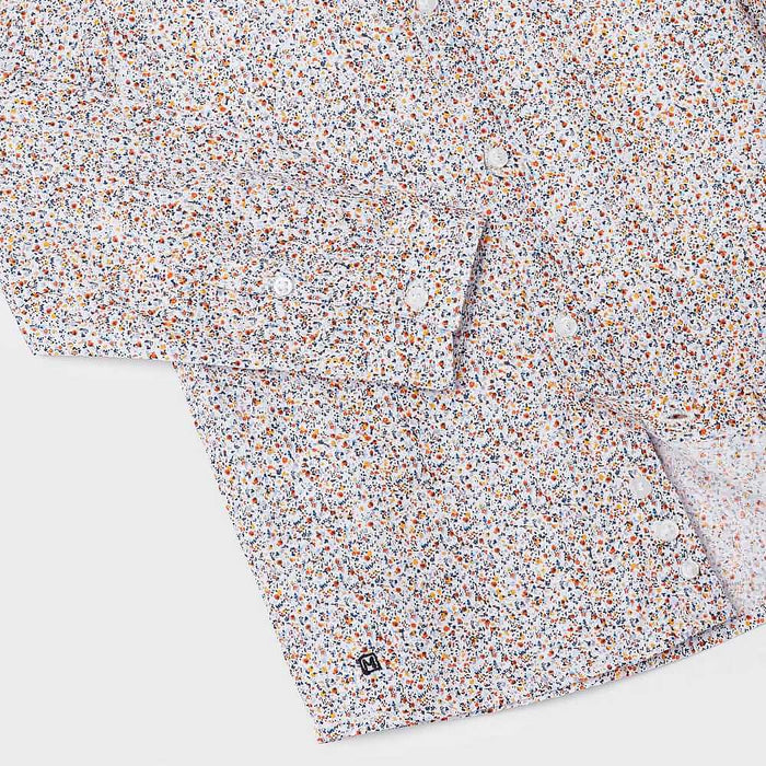 Closer look at the Mayoral floral patterned shirt.