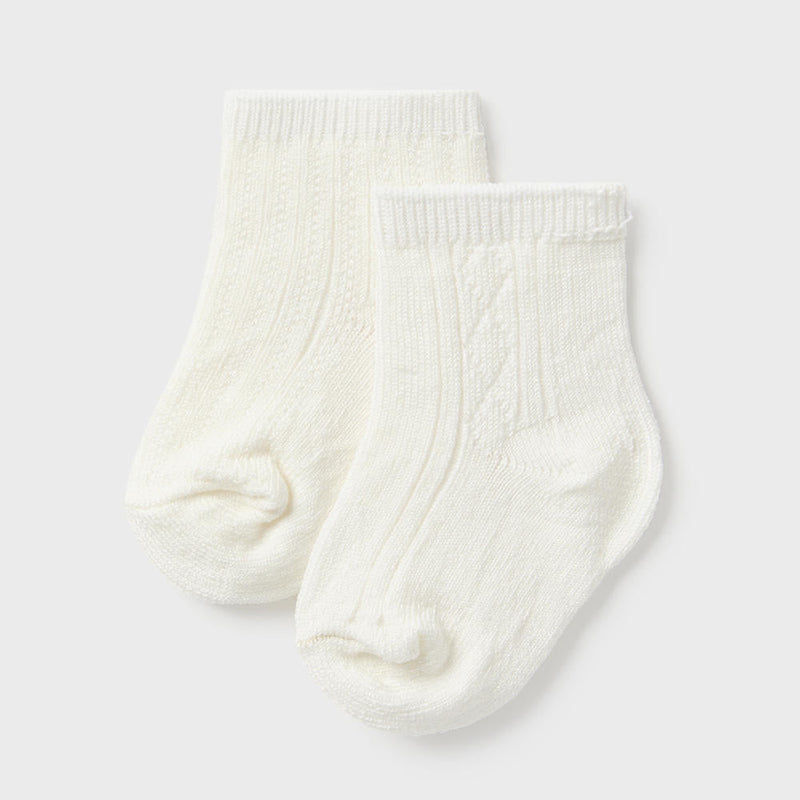 Closer look at the Mayoral  patterned socks.